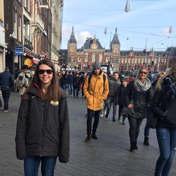 Meet your Posher, Hannah - Picture 1 of 1